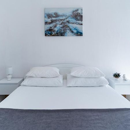 Benic Apartments Mlini Bagian luar foto