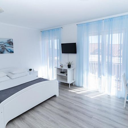 Benic Apartments Mlini Bagian luar foto