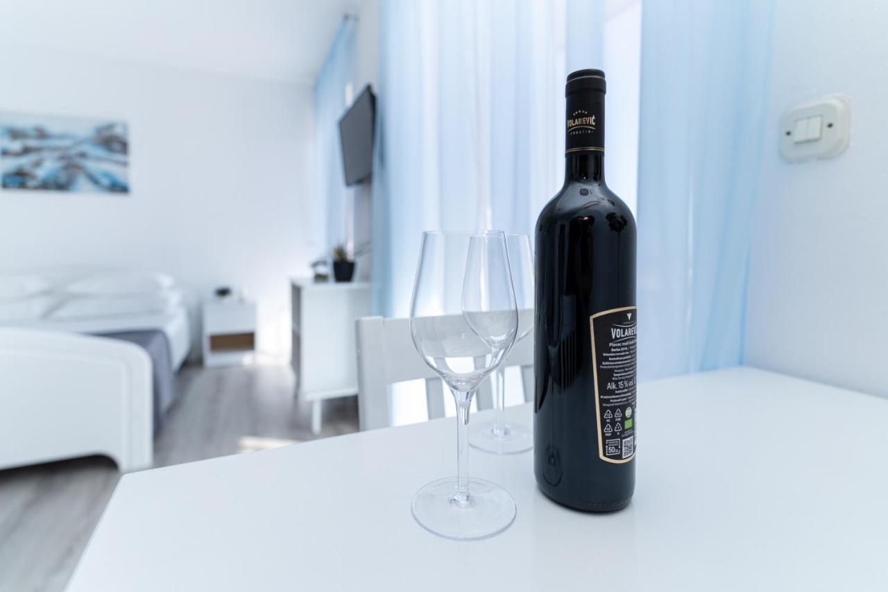 Benic Apartments Mlini Bagian luar foto