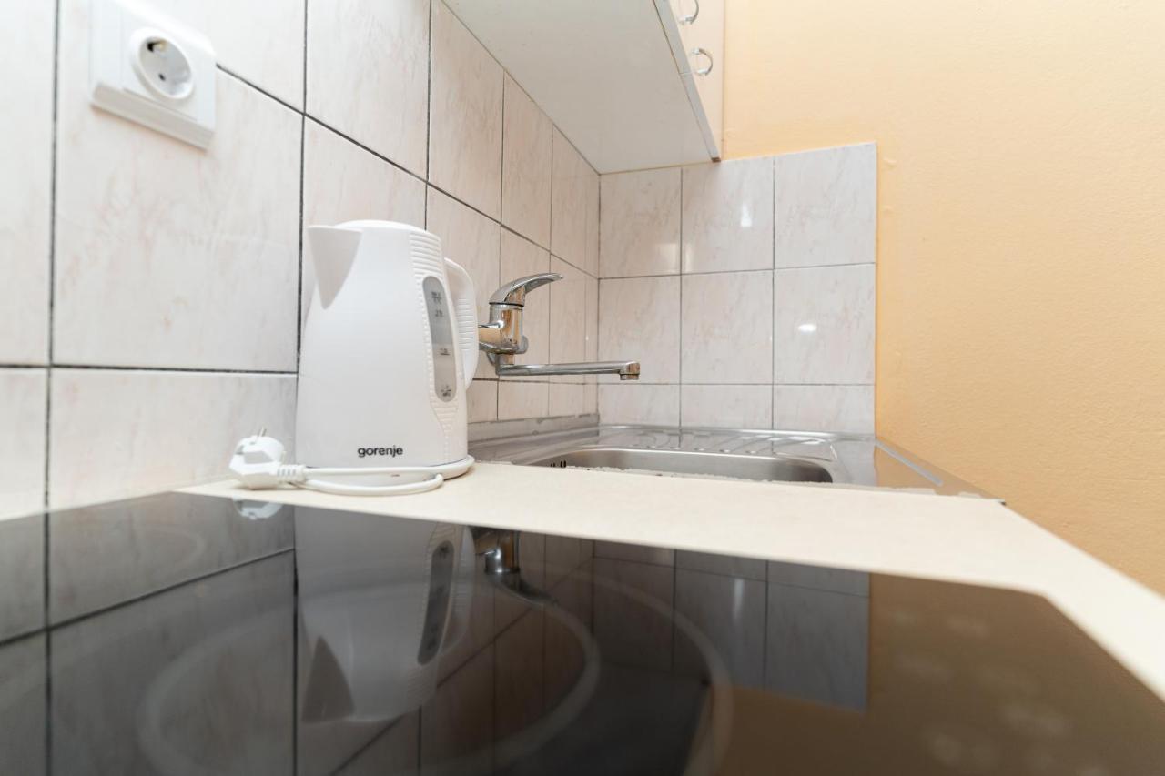 Benic Apartments Mlini Bagian luar foto